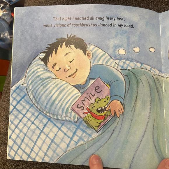 Random House Books About Medical Experiences - Picture 3 of 10